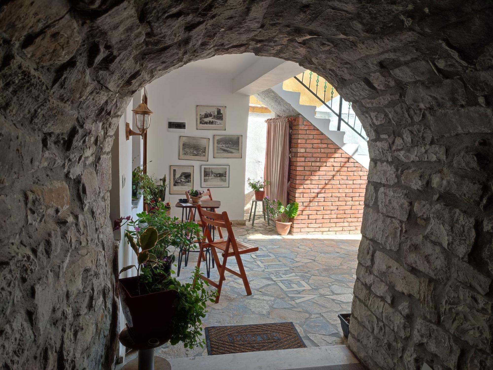 Bujtina Veritos Berat Exterior foto